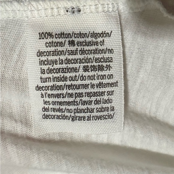 🧌PINK White Cotton V-Neck T-shirt - Picture 6 of 7